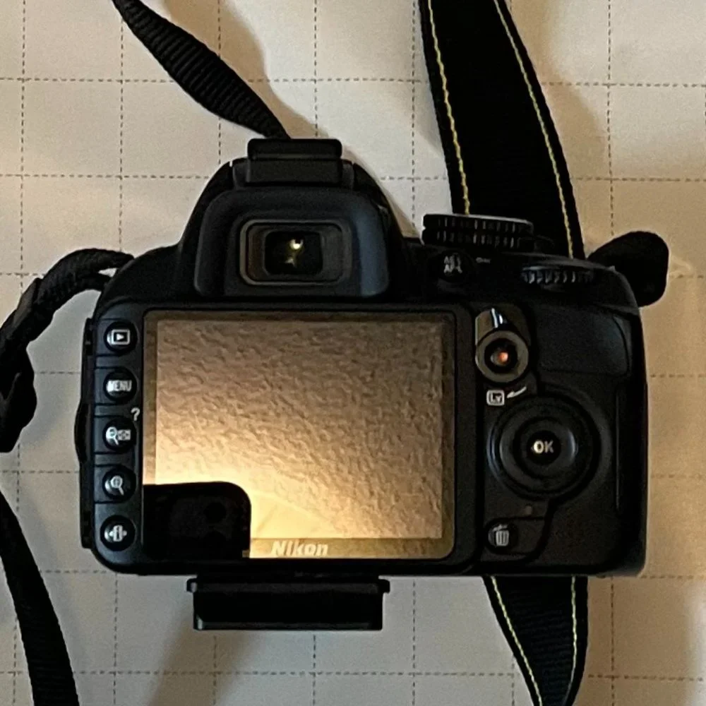 NIKON D3100 CAMERA + NIKON Lens + Camera Bag